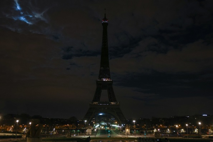 The Eiffel Tower will go dark earlier than usual each night, as part of a City of Paris drive to save energy this winter. . (Photo by Pierre Suu/Getty Images)